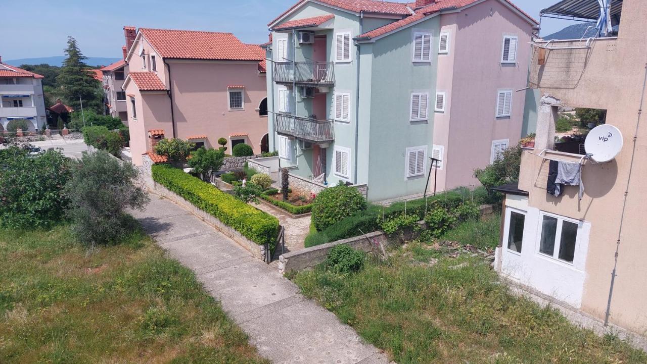 Apartman Lorenca Apartment Cres Exterior photo