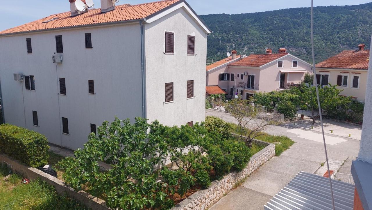 Apartman Lorenca Apartment Cres Exterior photo